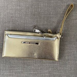 Steve Madden wristlet never used